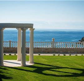 8 bedroom luxury villa with pool near Koutsounari, sleeps 16